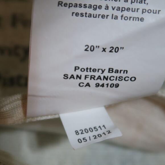 The Crowned Pigeon Pottery Barn Decorative 2012 20x20 RARE Sham Bird Text GUC - Picture 10 of 12